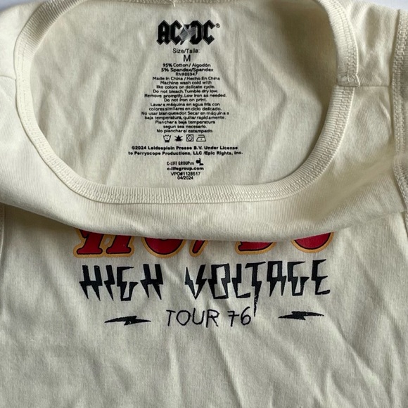 AC/DC High Voltage Tour 76 Graphic Tank Top Tee NWT - Picture 7 of 7